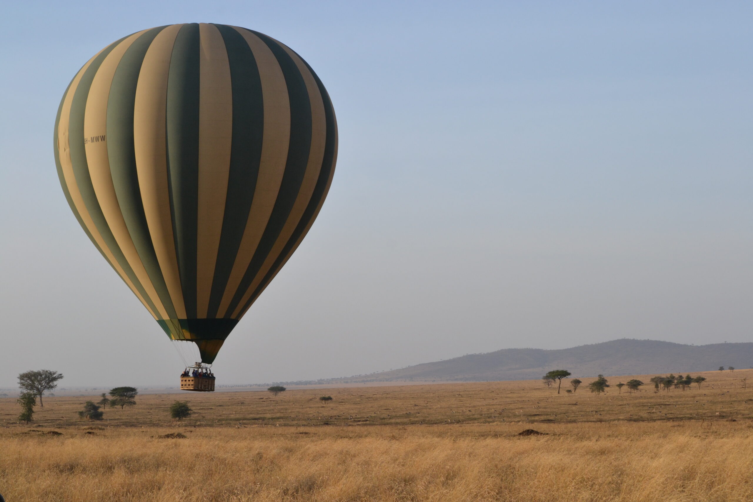  My Unforgettable Hot-Air Ballooning Experience Over the Serengeti
